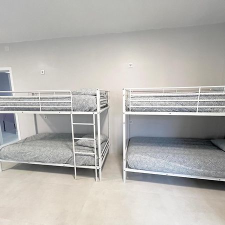 Hostel Oasis มาดริด ภายนอก รูปภาพ