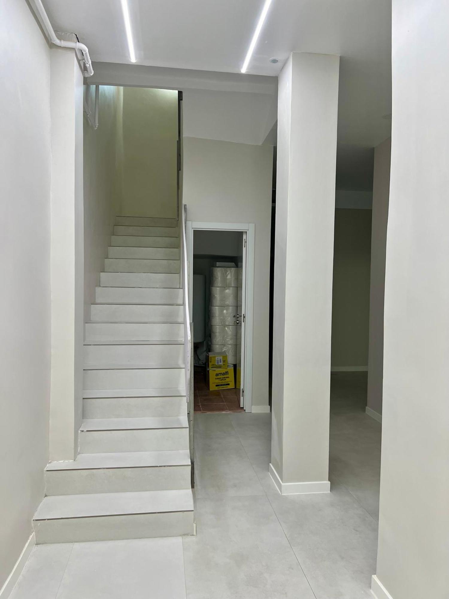 Hostel Oasis มาดริด ภายนอก รูปภาพ
