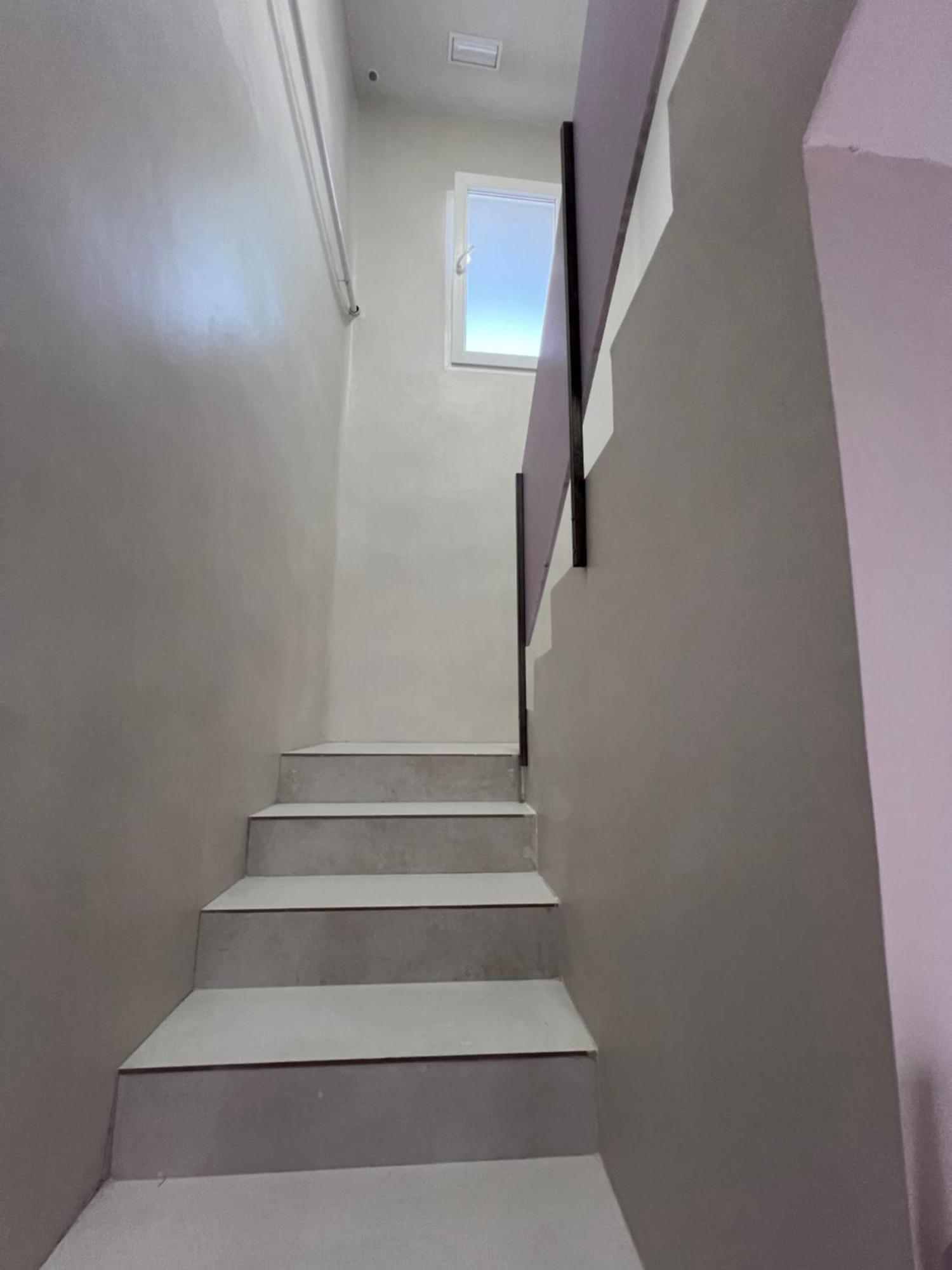 Hostel Oasis มาดริด ภายนอก รูปภาพ